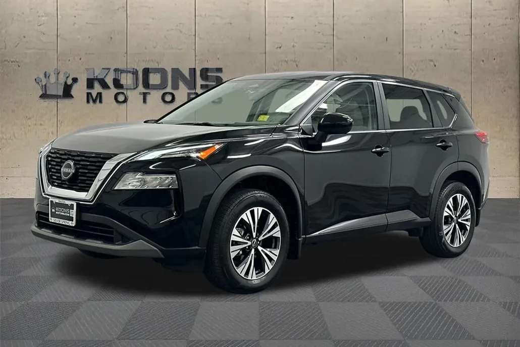 2023 Nissan Rogue SV photo 1