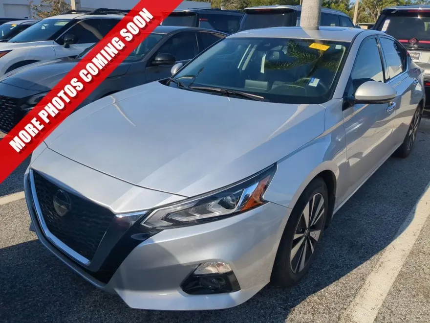 2019 Nissan Altima 2.5 SV photo 1