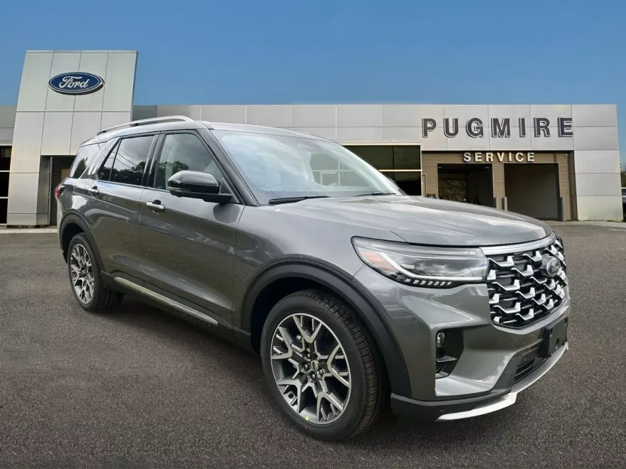 2025 Ford Explorer Platinum photo 1
