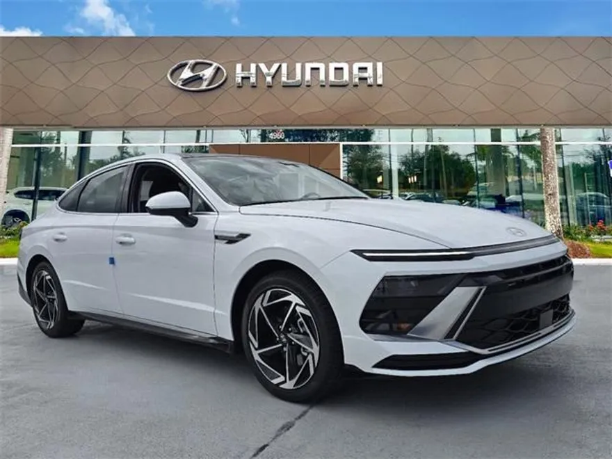 2025 Hyundai Sonata SEL Convenience photo 1