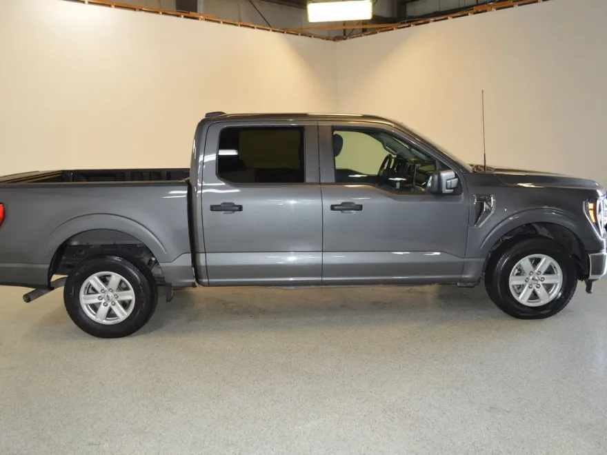 2023 Ford F-150 XLT photo 1