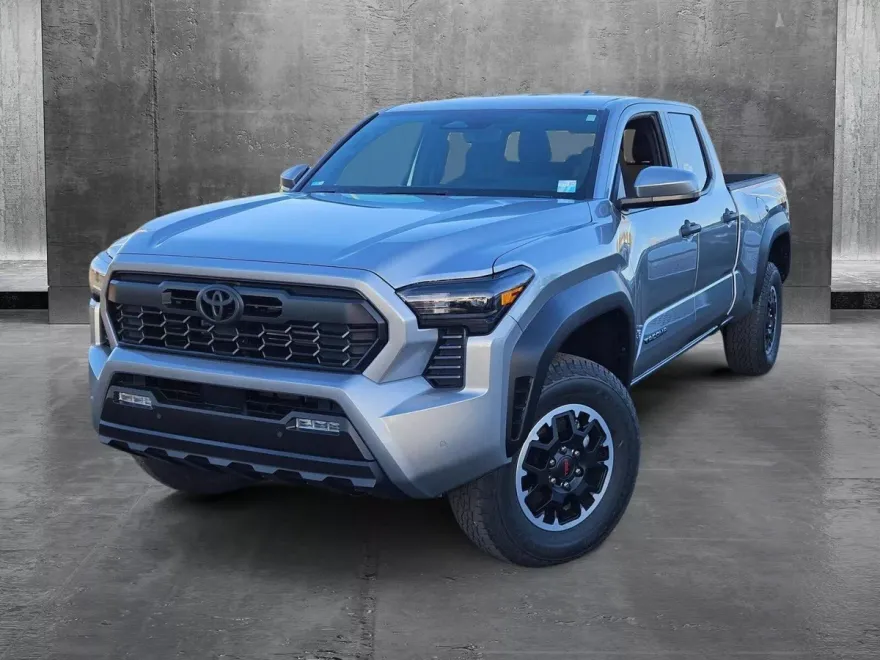 2025 Toyota Tacoma TRD photo 1