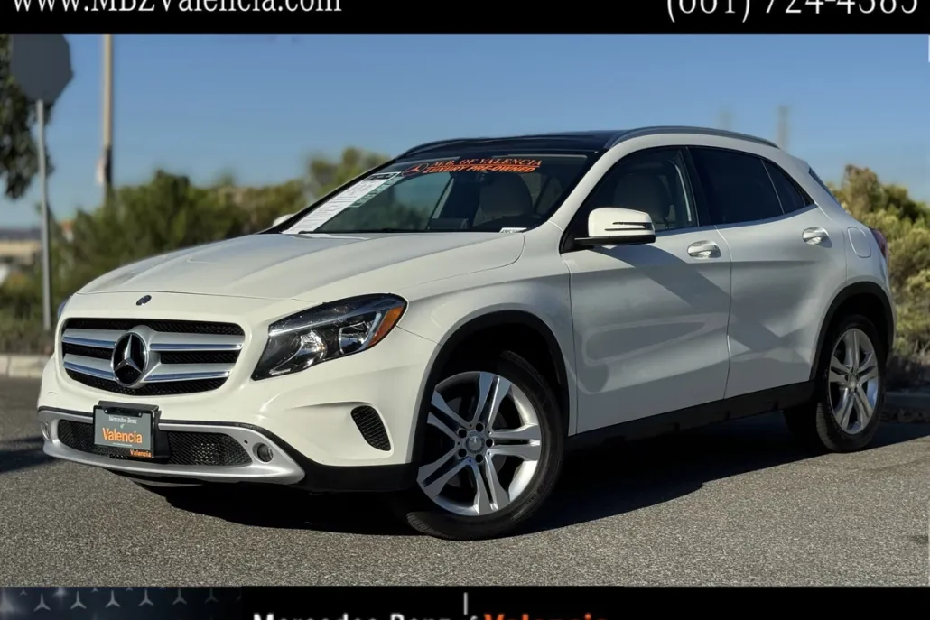 2016 Mercedes Benz GLA 250 photo 1