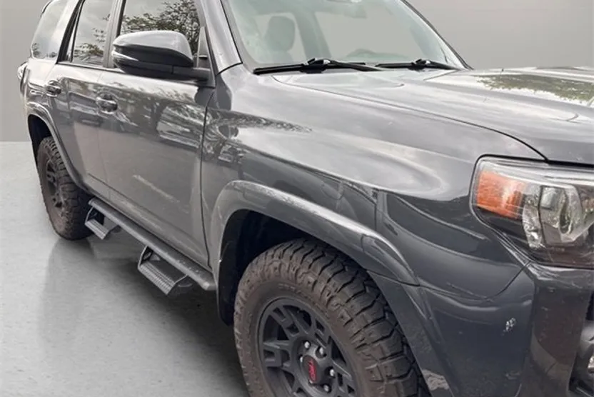 2024 Toyota 4Runner SR5 Premium photo 1