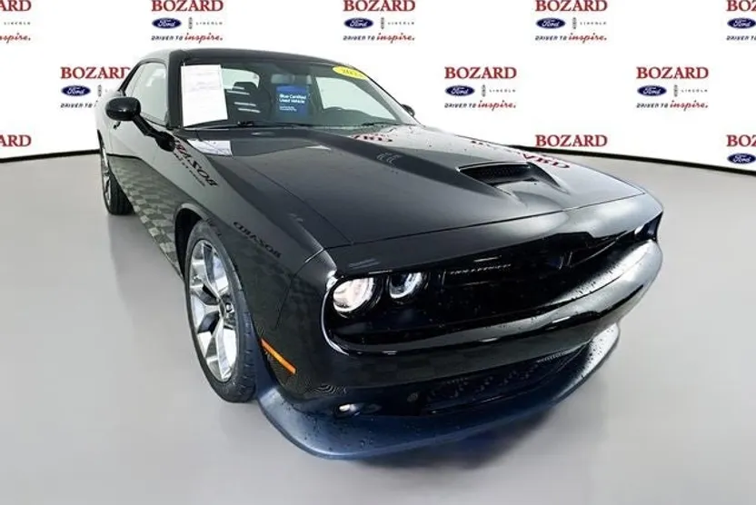 2022 Dodge Challenger GT photo 1