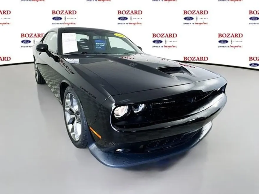 2022 Dodge Challenger GT photo 1