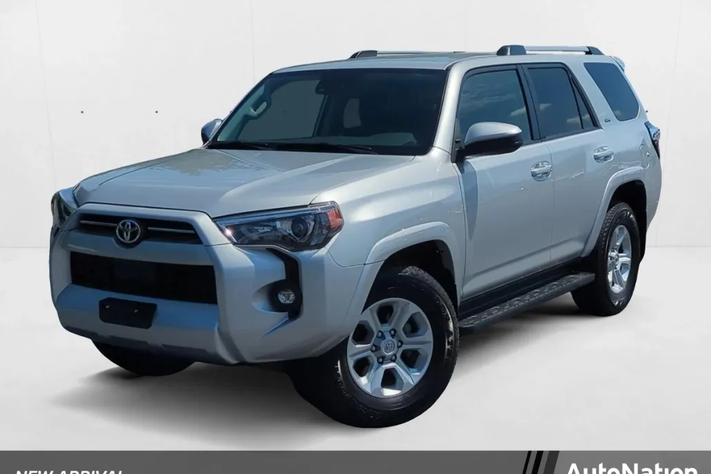 2024 Toyota 4Runner SR5 photo 1