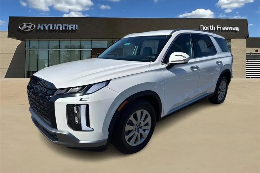 2025 Hyundai Palisade SEL photo 1