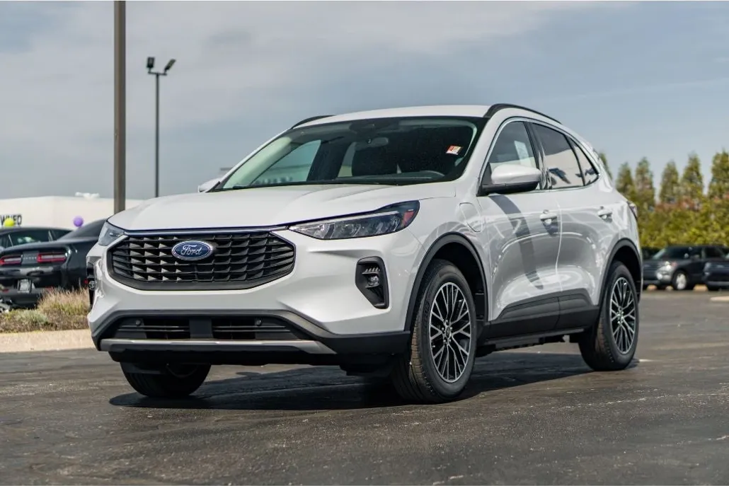 2025 Ford Escape photo 1
