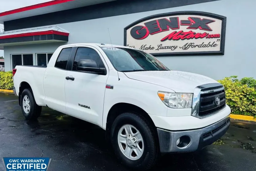 2013 Toyota Tundra SR5 photo 1