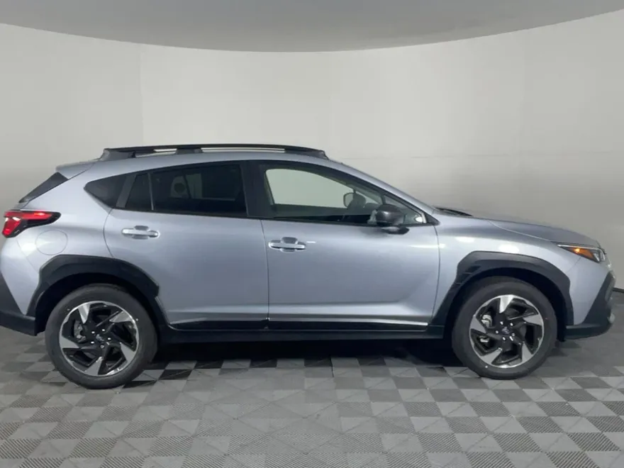 2024 Subaru Crosstrek Limited photo 2