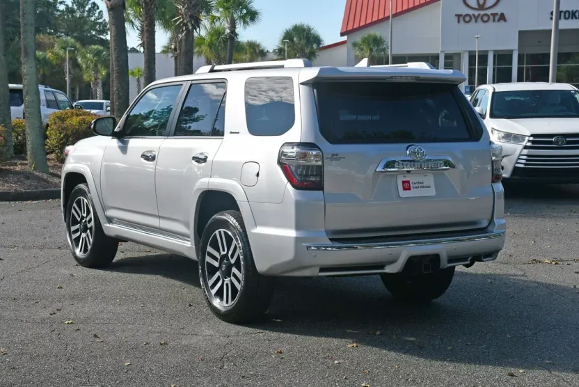 2023 Toyota 4Runner Limited photo 1