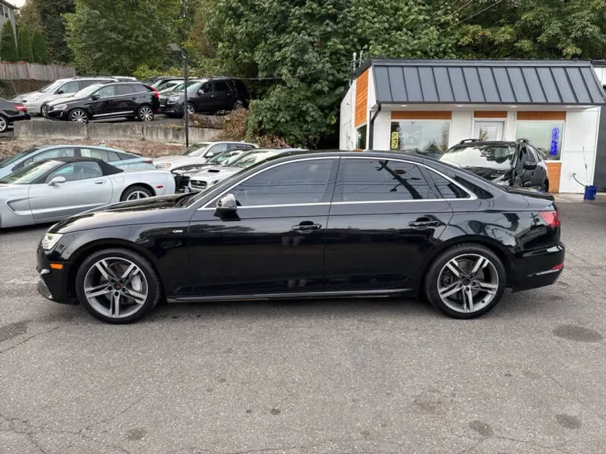 2018 Audi A4 2.0T Quattro Premium Plus photo 1