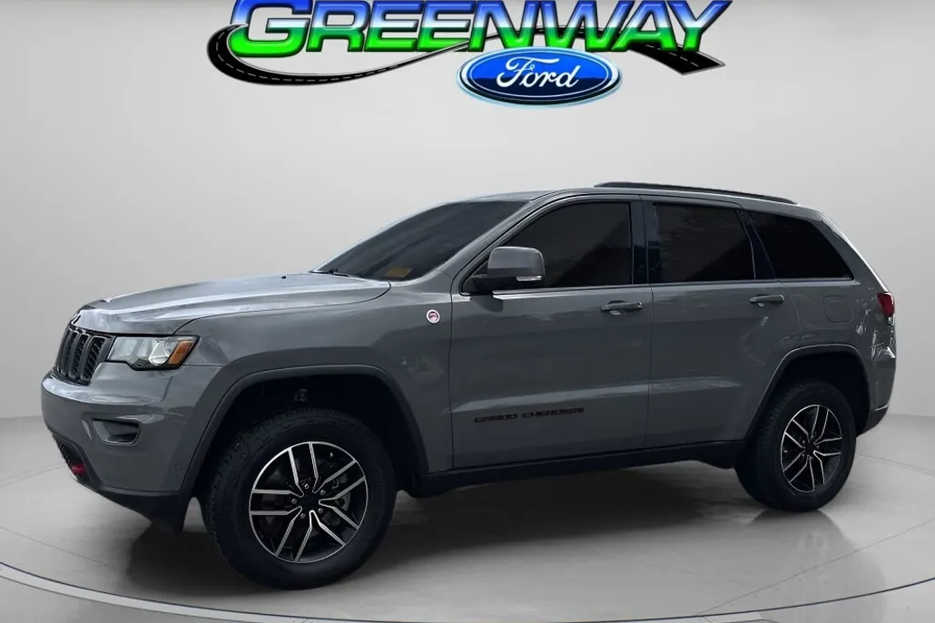 2021 Jeep Grand Cherokee Trailhawk Sport photo 1