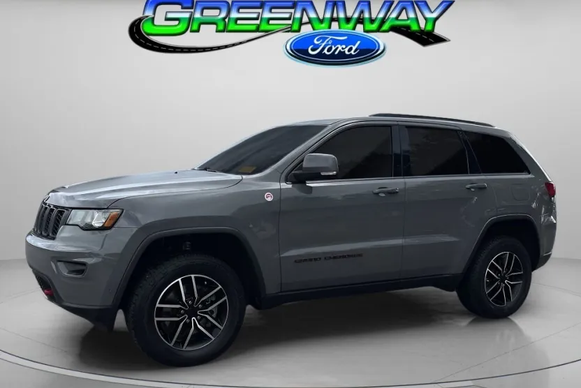 2021 Jeep Grand Cherokee Trailhawk Sport photo 1