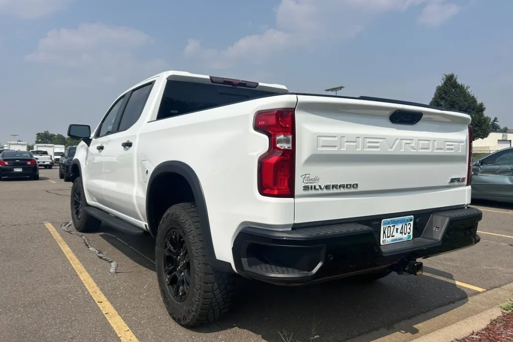 2023 Chevrolet Silverado 1500 ZR2 photo 1
