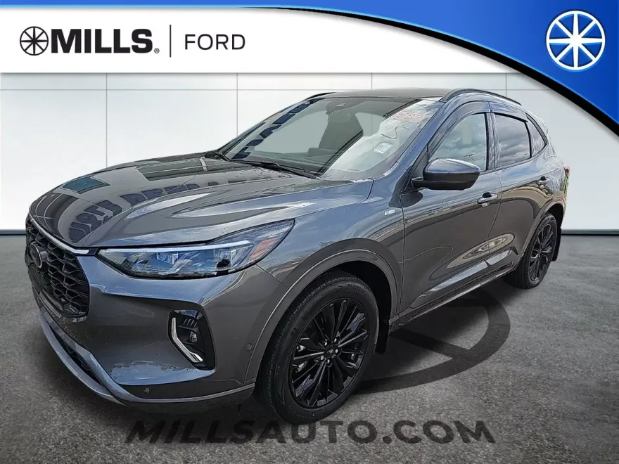 2023 Ford Escape ST-Line Elite photo 1