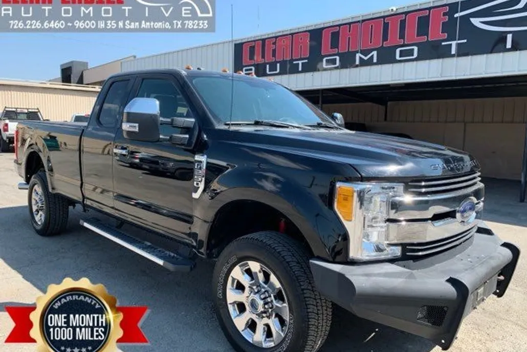 2017 Ford F-250 photo 1