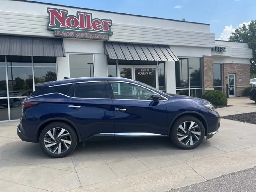 2023 Nissan Murano SL photo 1