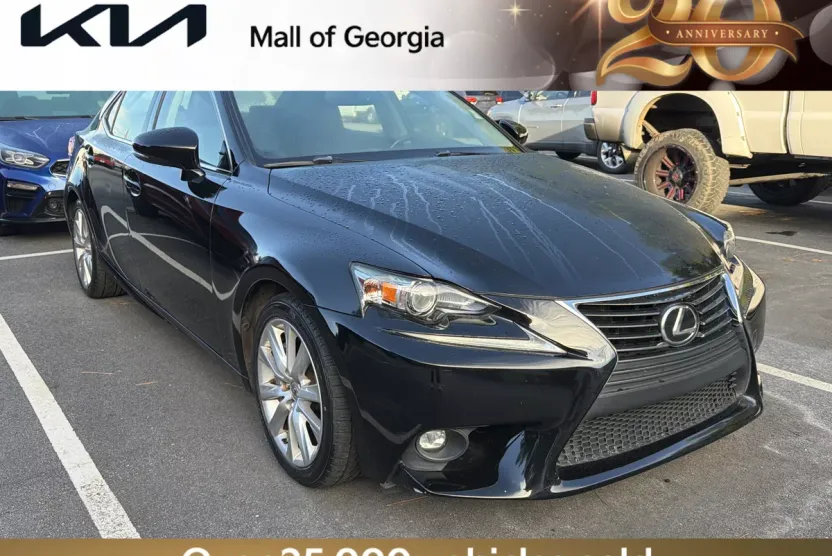 2016 Lexus IS 200t photo 1
