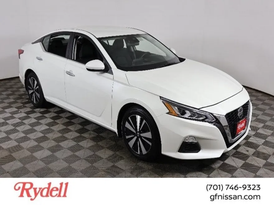 2022 Nissan Altima 2.5 SV photo 1