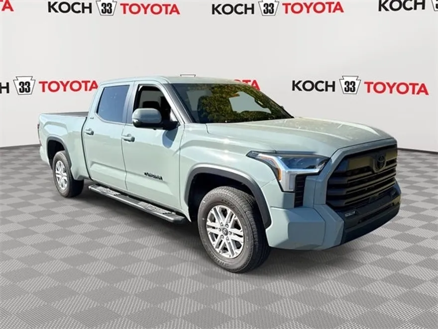 2025 Toyota Tundra SR5 photo 1
