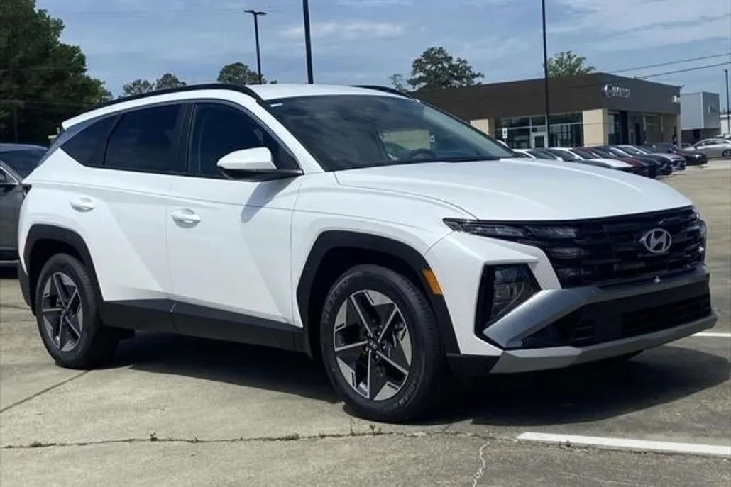 2025 Hyundai Tucson SEL photo 1