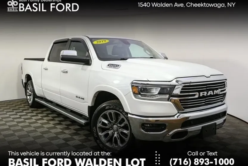 2019 Ram 1500 Laramie photo 1