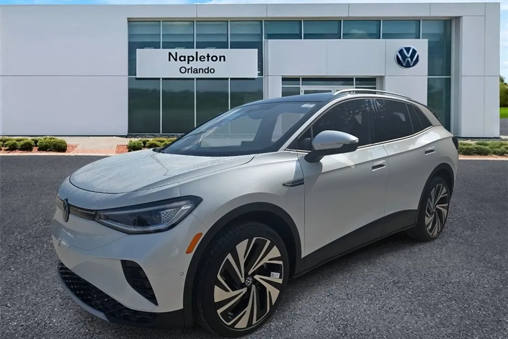 2025 Volkswagen ID.4 Pro Plus photo 1