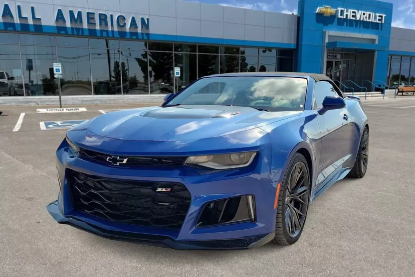 2022 Chevrolet Camaro ZL1 photo 1