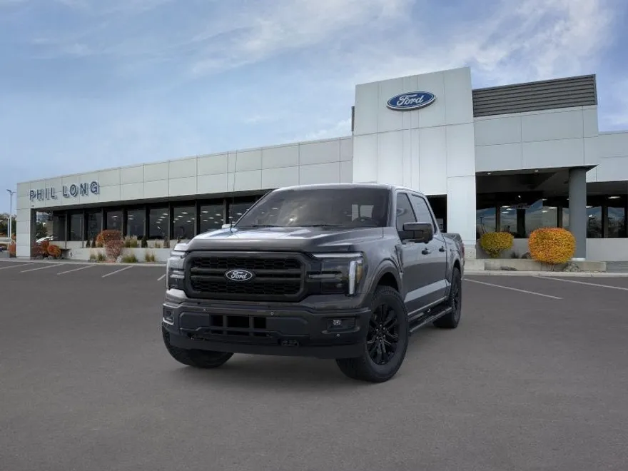 2025 Ford F-150 Lariat photo 2