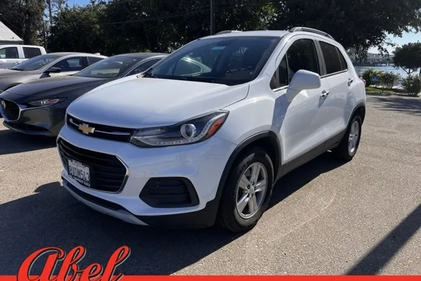 2019 Chevrolet Trax LT photo 1