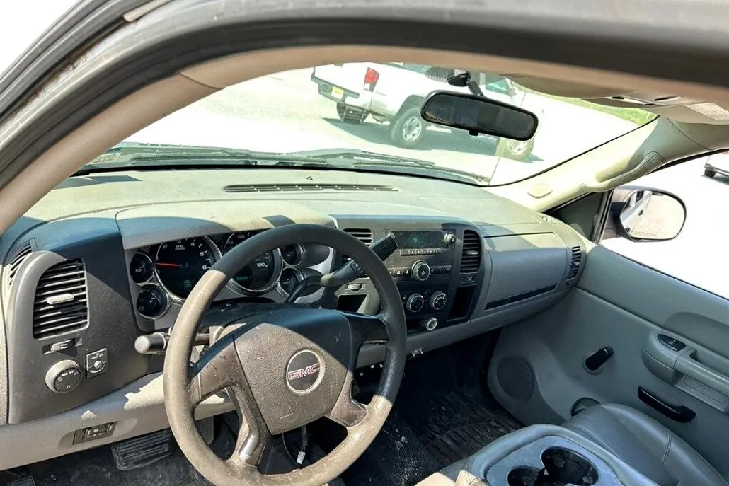2009 Gmc Sierra Work Truck photo 1