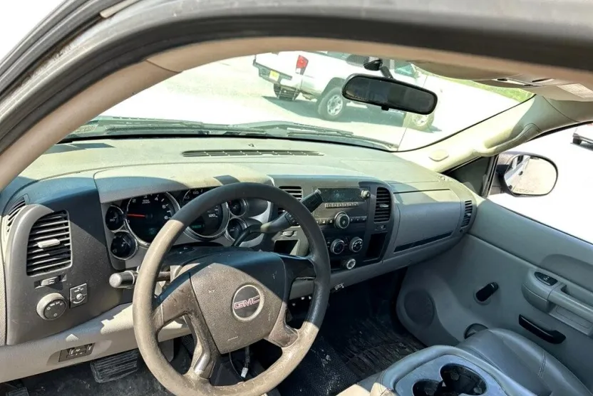 2009 Gmc Sierra Work Truck photo 1