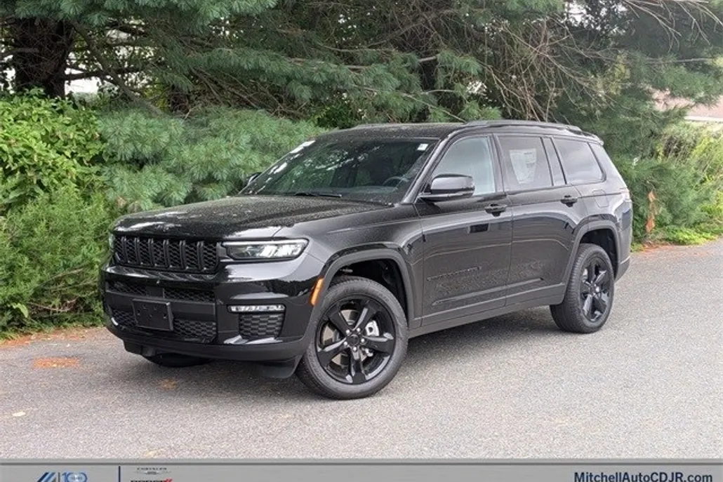 2025 Jeep Grand Cherokee Limited photo 1
