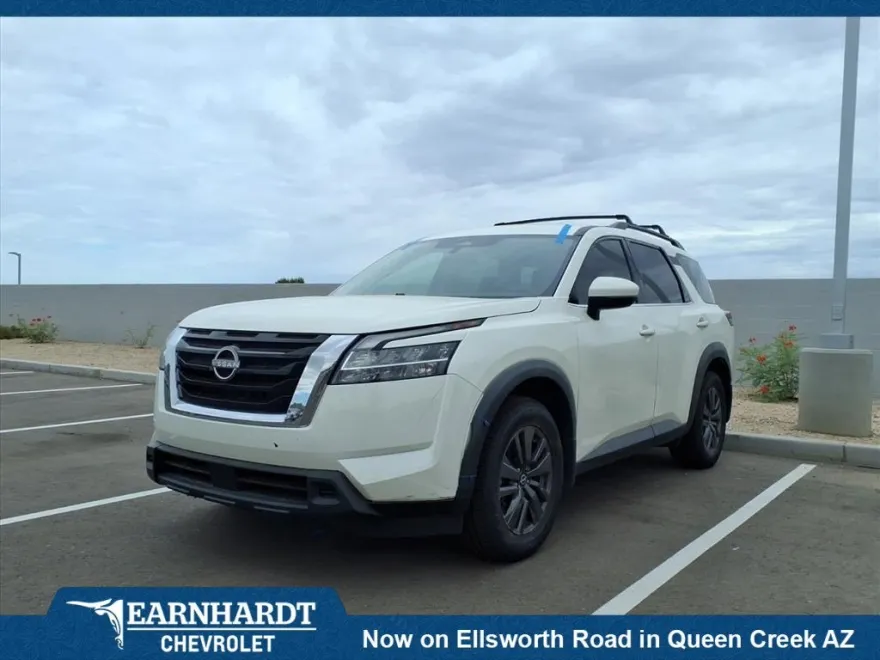 2022 Nissan Pathfinder SV photo 1