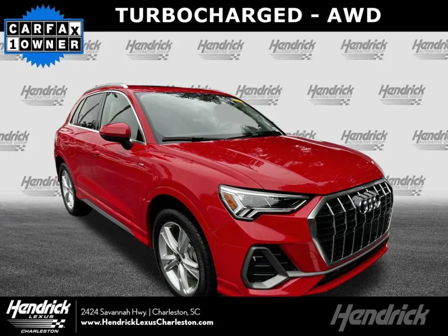 2022 Audi Q3 S line Premium Plus photo 1
