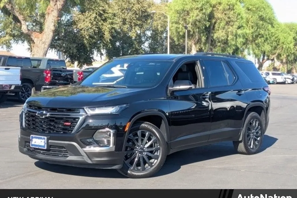 2023 Chevrolet Traverse RS photo 1