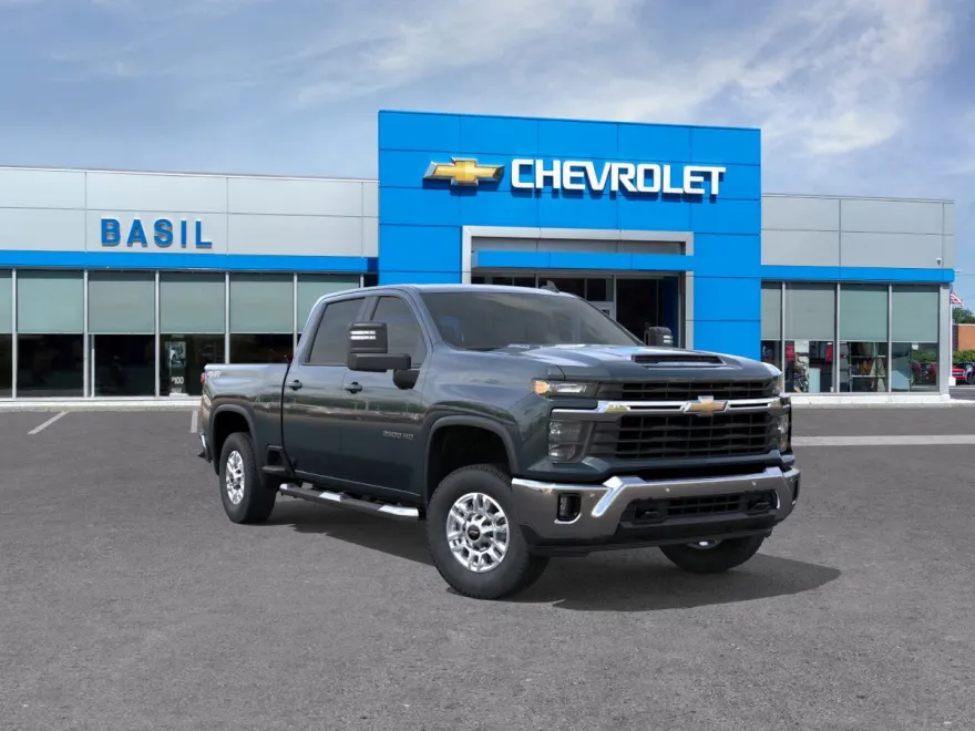2025 Chevrolet Silverado 2500HD LT photo 1