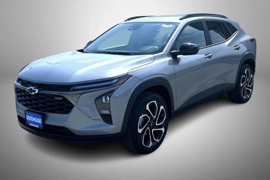 2025 Chevrolet Trax photo 1