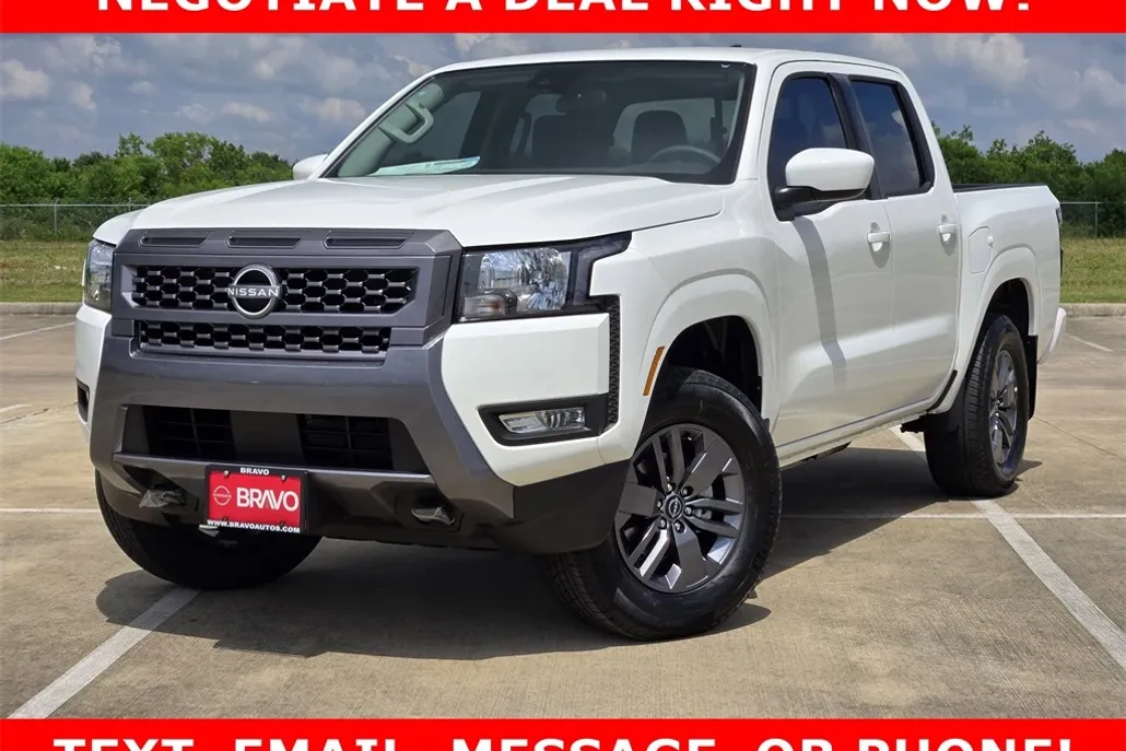 2025 Nissan Frontier SV photo 1
