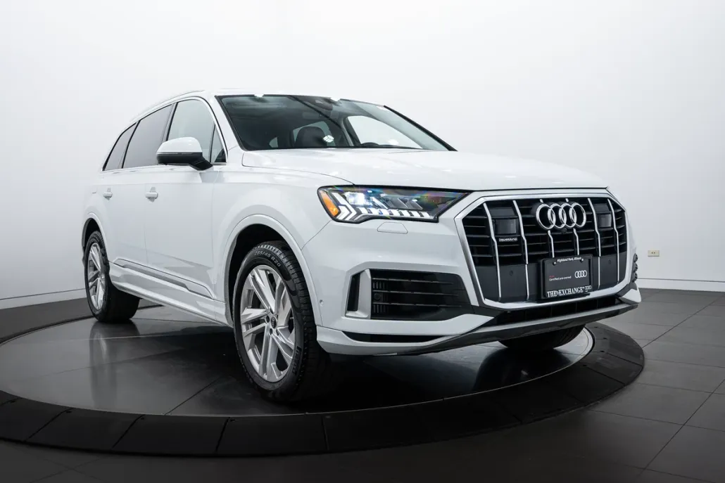 2024 Audi Q7 Premium Plus photo 1