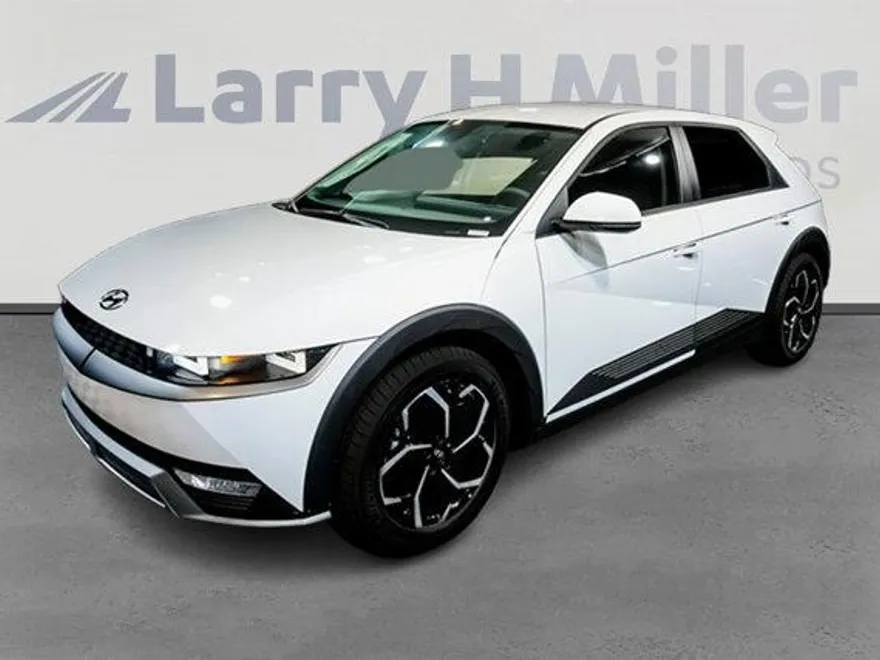2024 Hyundai Ioniq 5 SEL photo 1
