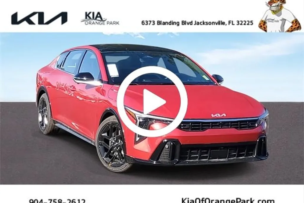 2025 Kia K4 GT-Line Turbo photo 1