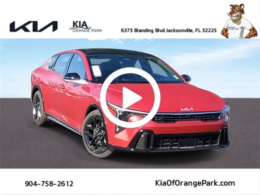 2025 Kia K4 GT-Line Turbo photo 1