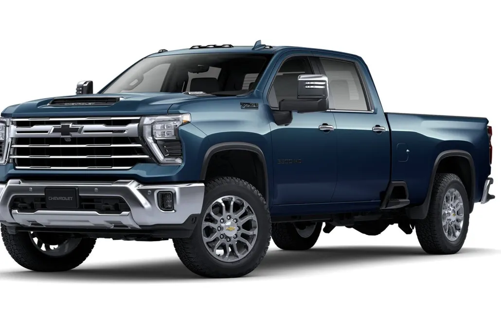 2025 Chevrolet Silverado 3500HD LTZ photo 1
