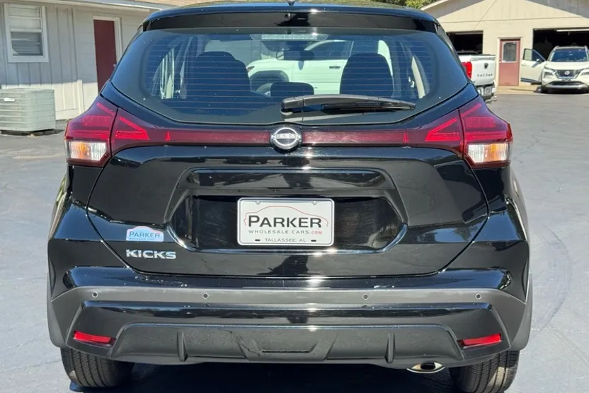2024 Nissan Kicks S photo 1