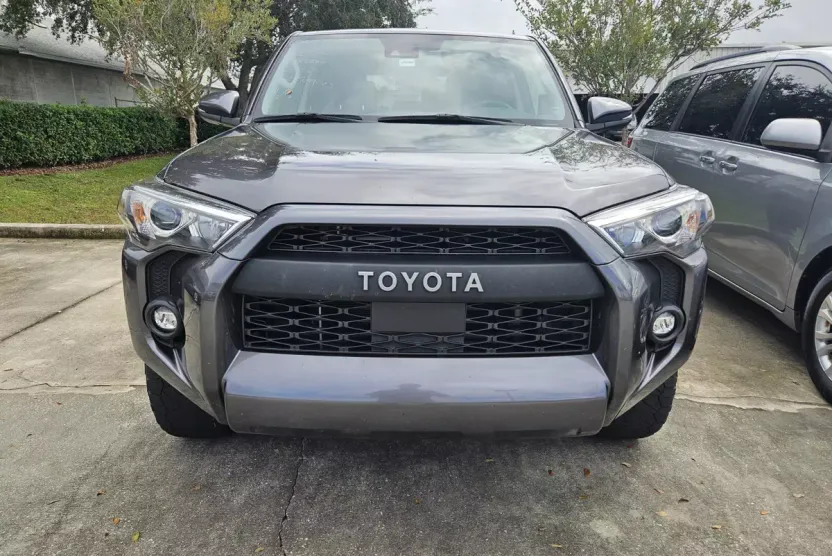 2022 Toyota 4Runner SR5 Premium photo 1