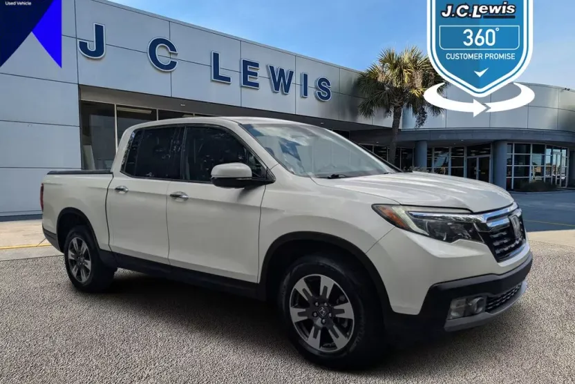 2019 Honda Ridgeline RTL-E photo 1