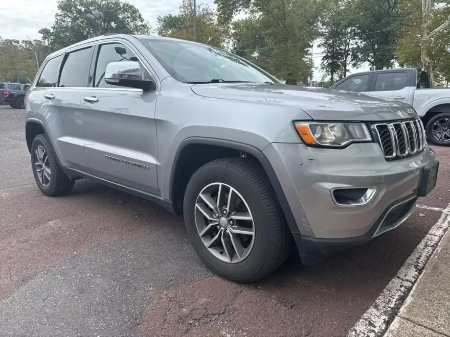 2018 Jeep Grand Cherokee Limited photo 1